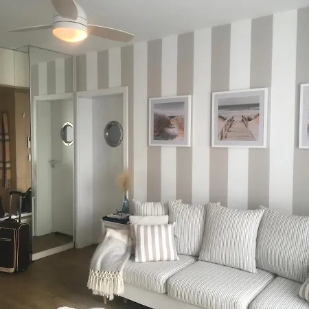 Apartament Marine Holiday Elblag - Winda -Parking W Hali Garazowej -Gratis -Business Stays Екстер'єр фото